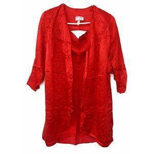 Vintage Womens large red robe silk 100% acetate diamond's run by Wayne diamond